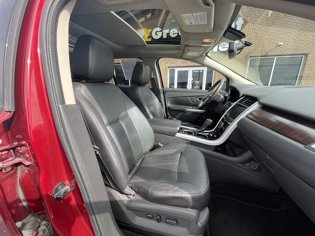 2013 Ford EDGE LIMITED Located at Dave's GreenLight Auto Sales slide-image