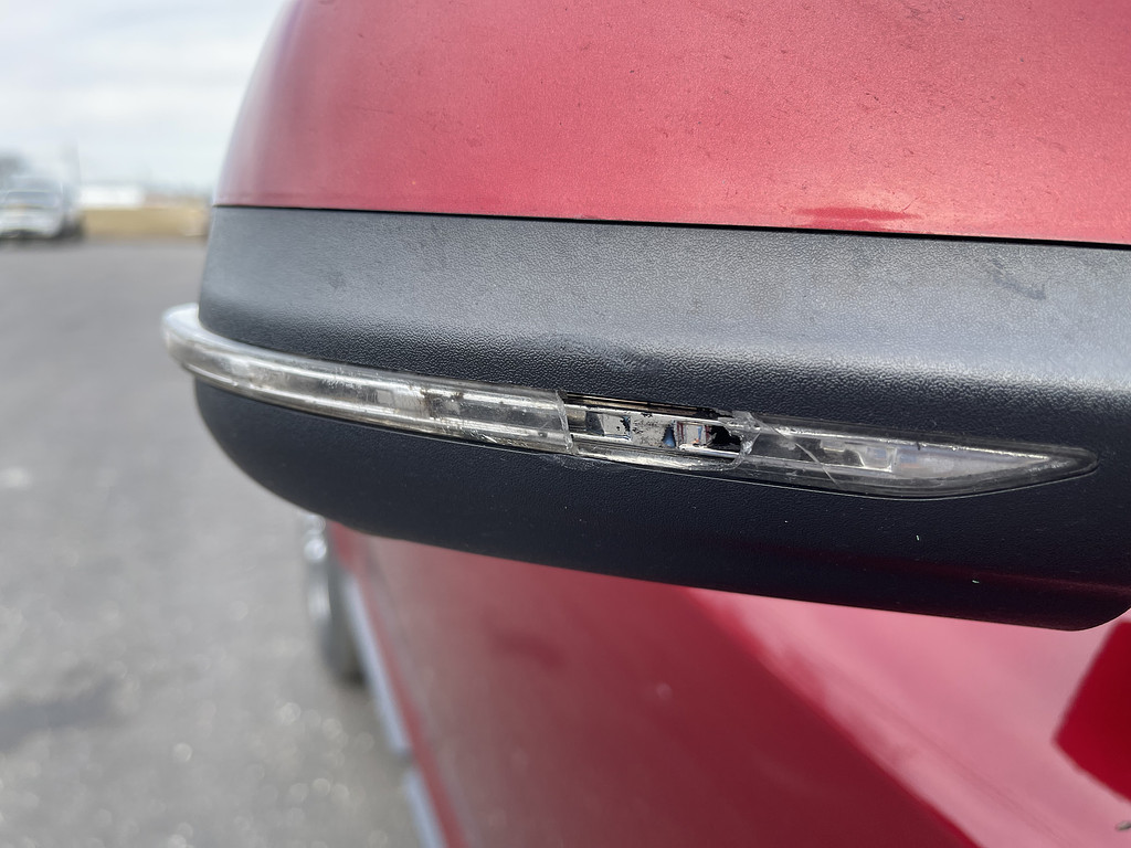 2013 Ford EDGE LIMITED Located at Dave's GreenLight Auto Sales light-box-slides