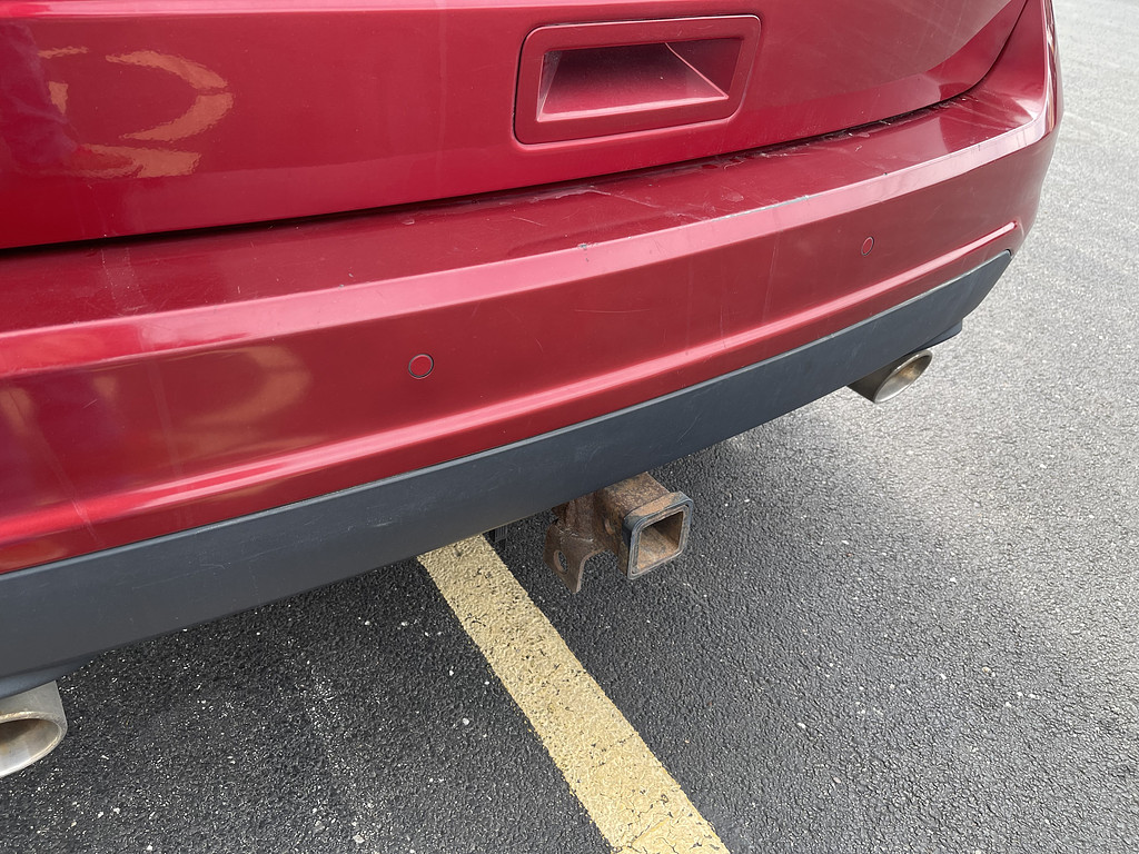 2013 Ford EDGE LIMITED Located at Dave's GreenLight Auto Sales light-box-slides