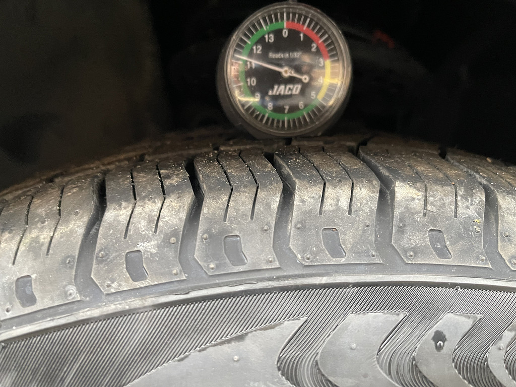 2014 Nissan Altima 25 25 S 2 Located at Dave's GreenLight Auto Sales light-box-slides