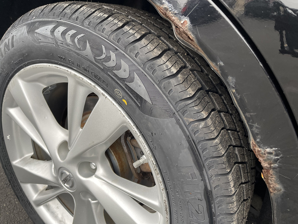 2014 Nissan Altima 25 25 S 2 Located at Dave's GreenLight Auto Sales slide-image