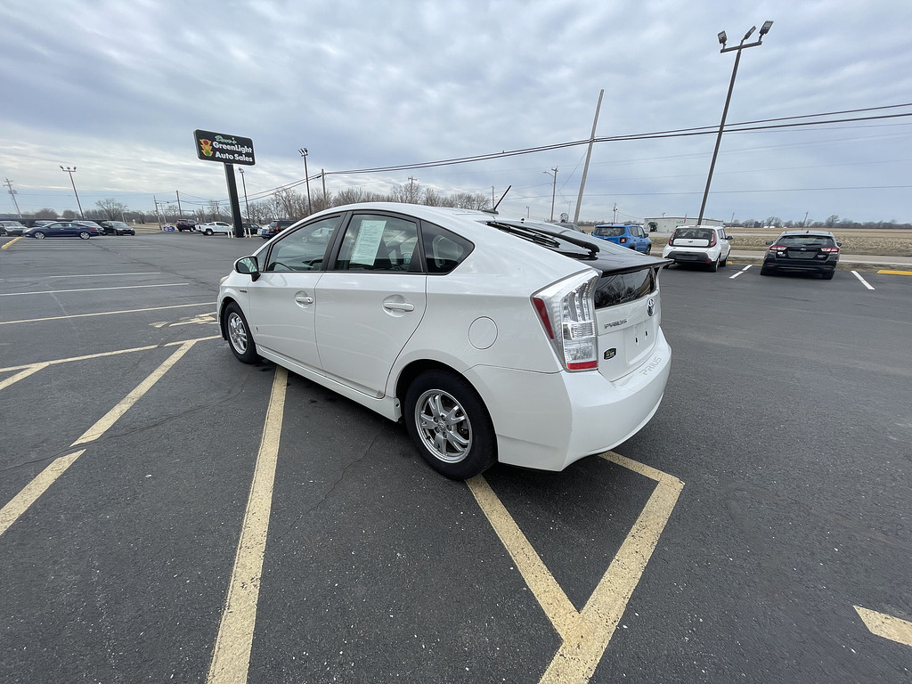 2010 Toyota Prius ONE TWO THRE Located at Dave's GreenLight Auto Sales light-box-slides