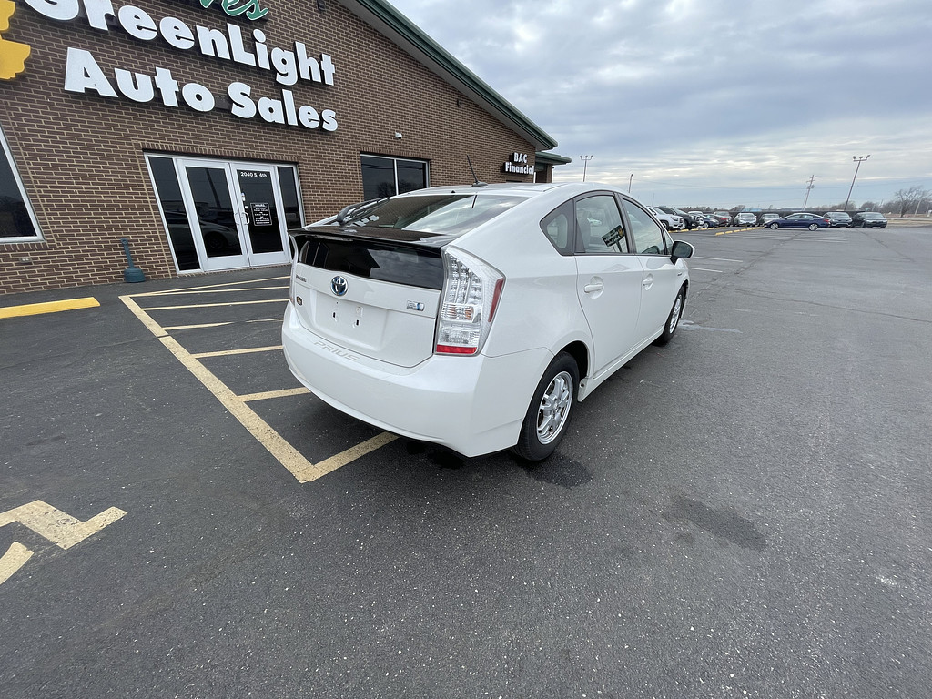 2010 Toyota Prius ONE TWO THRE Located at Dave's GreenLight Auto Sales light-box-slides