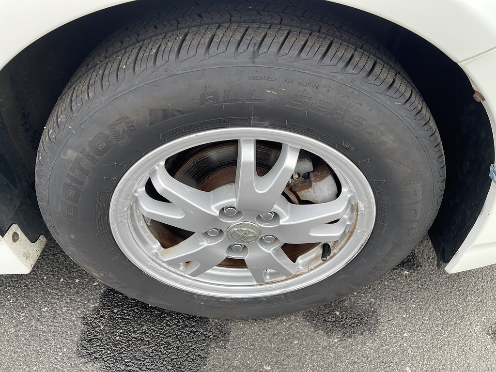 2010 Toyota Prius ONE TWO THRE Located at Dave's GreenLight Auto Sales light-box-slides