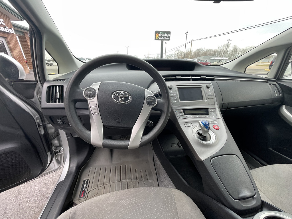 2015 Toyota Prius TWO THREE FO Located at Dave's GreenLight Auto Sales slide-image