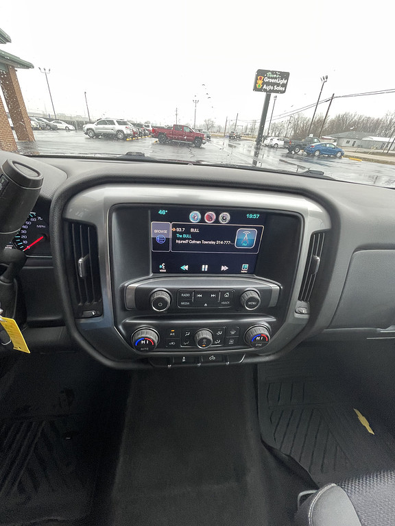 2014 Chevrolet Silverado LT Located at Dave's GreenLight Auto Sales slide-image