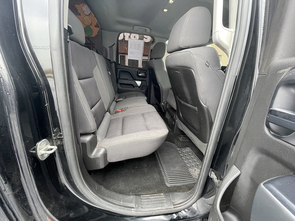 2014 Chevrolet Silverado LT Located at Dave's GreenLight Auto Sales slide-image