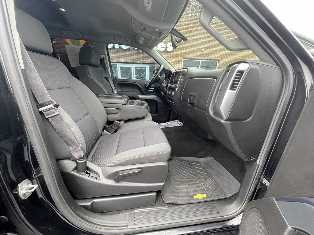 2014 Chevrolet Silverado LT Located at Dave's GreenLight Auto Sales slide-image