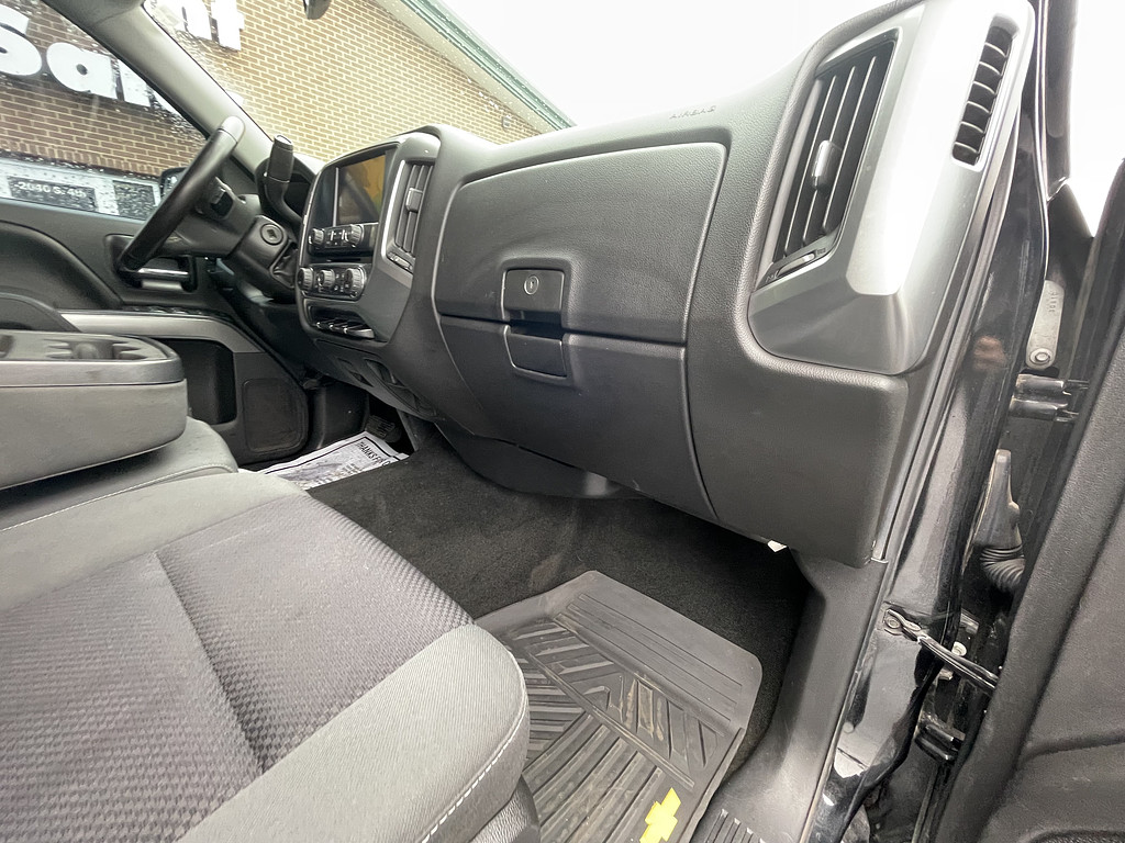 2014 Chevrolet Silverado LT Located at Dave's GreenLight Auto Sales light-box-slides
