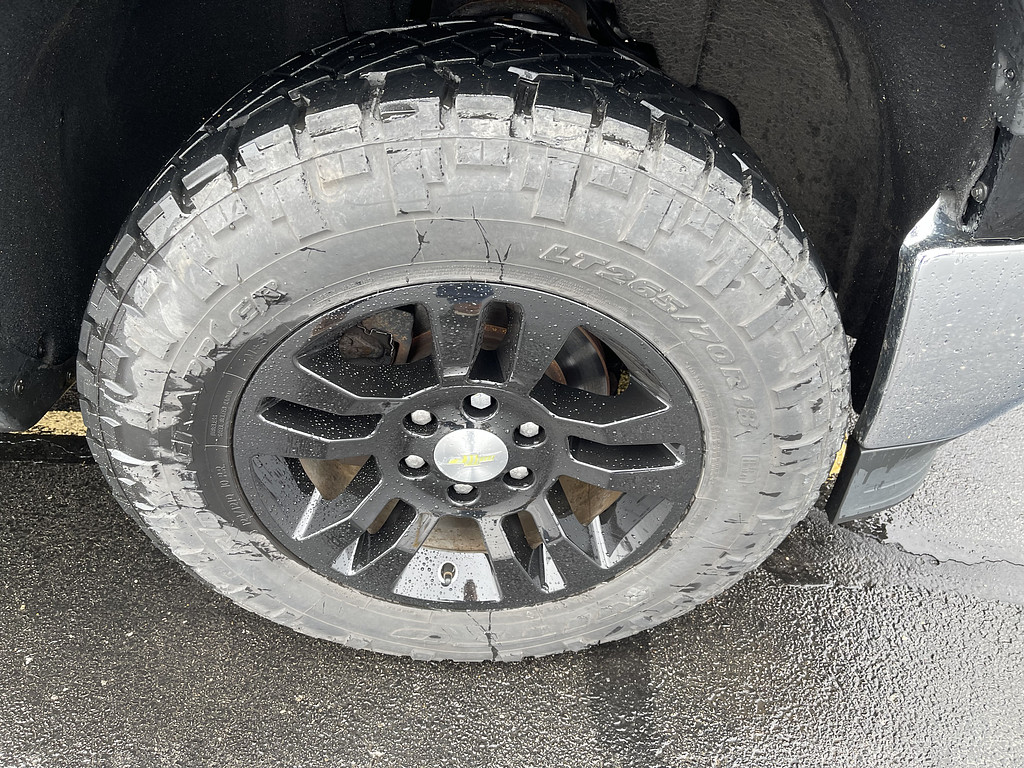 2014 Chevrolet Silverado LT Located at Dave's GreenLight Auto Sales slide-image