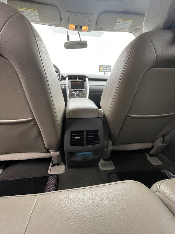 2012 Ford EDGE Located at Dave's GreenLight Auto Sales light-box-slides