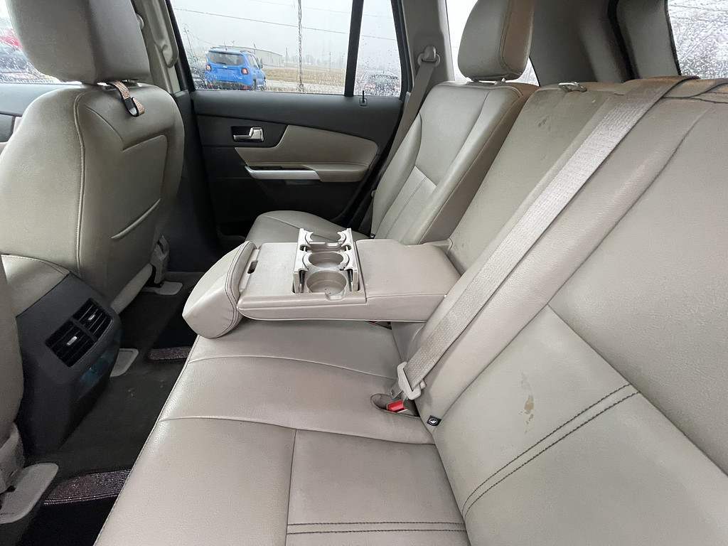 2012 Ford EDGE Located at Dave's GreenLight Auto Sales slide-image