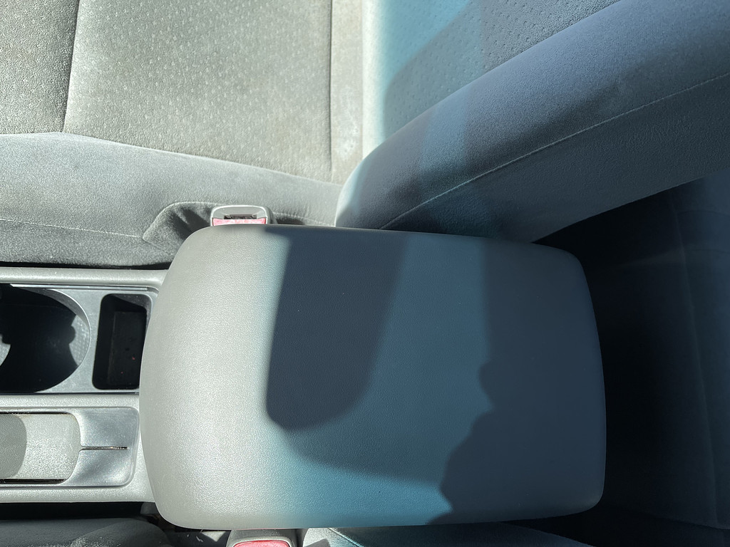 2009 Nissan SENTRA Located at Dave's GreenLight Auto Sales slide-image