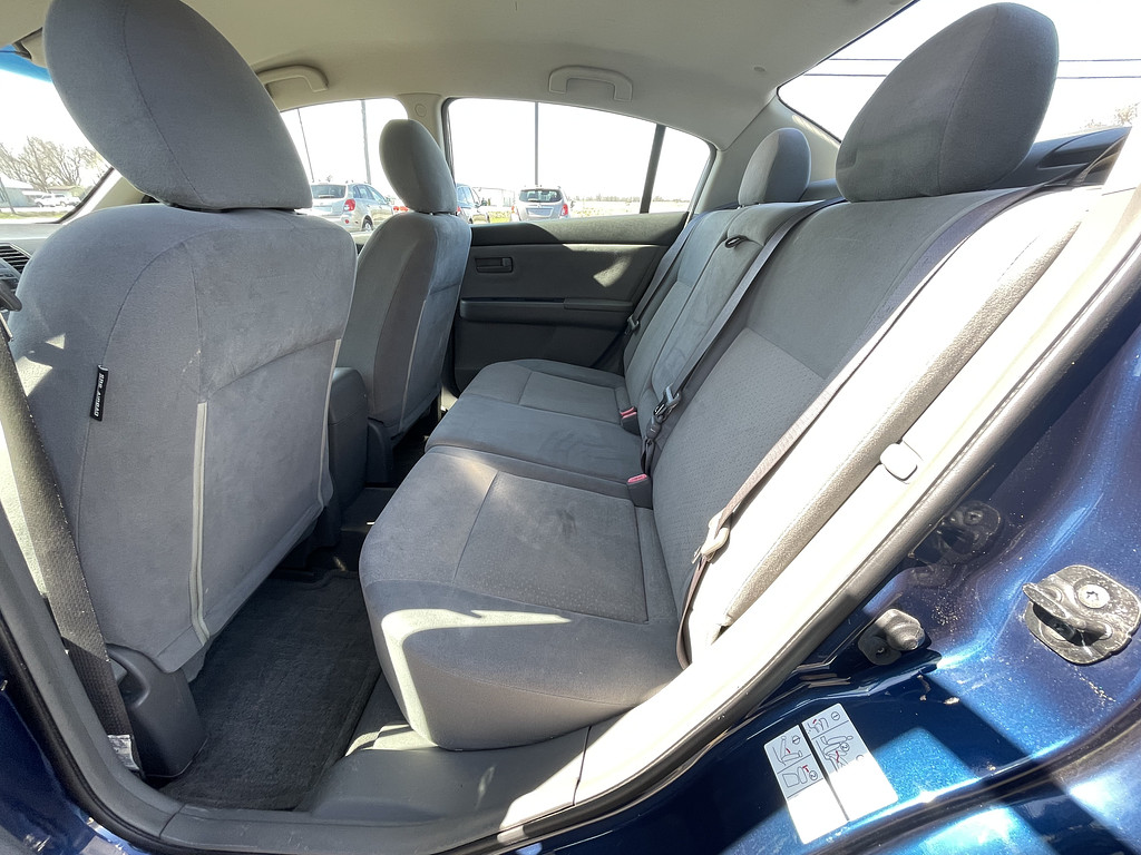 2009 Nissan SENTRA Located at Dave's GreenLight Auto Sales slide-image