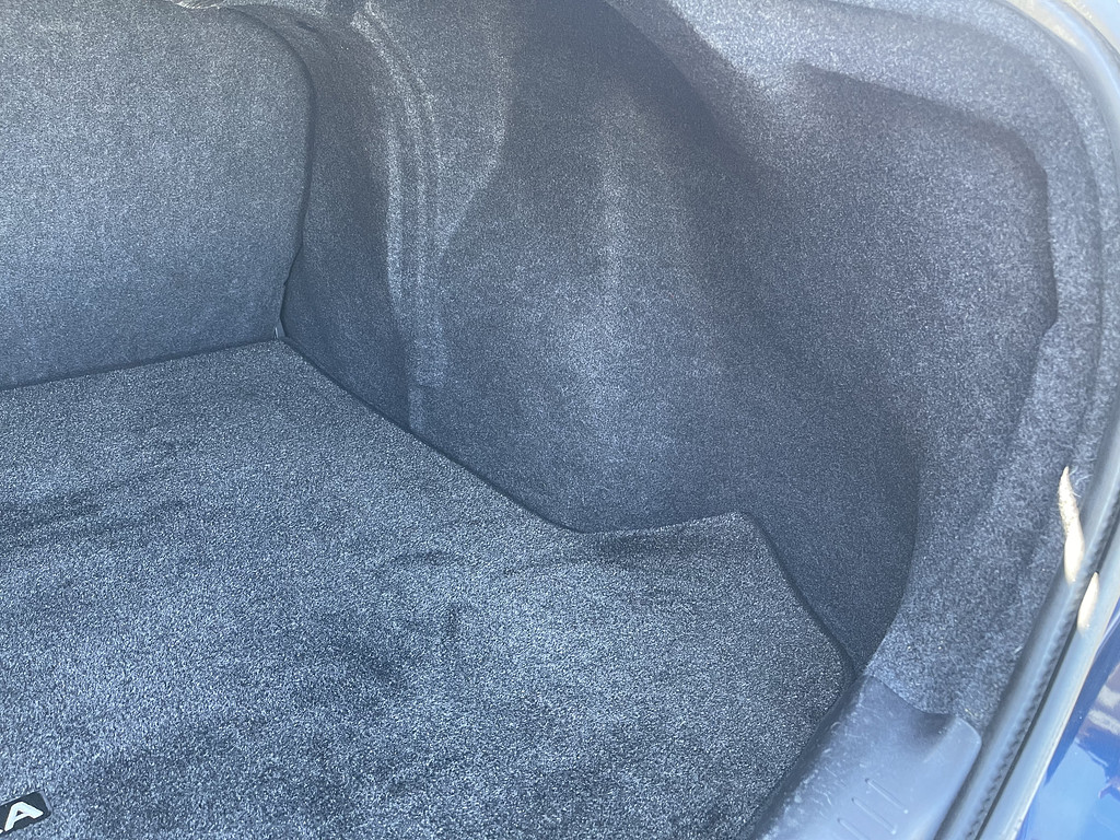 2009 Nissan SENTRA Located at Dave's GreenLight Auto Sales slide-image