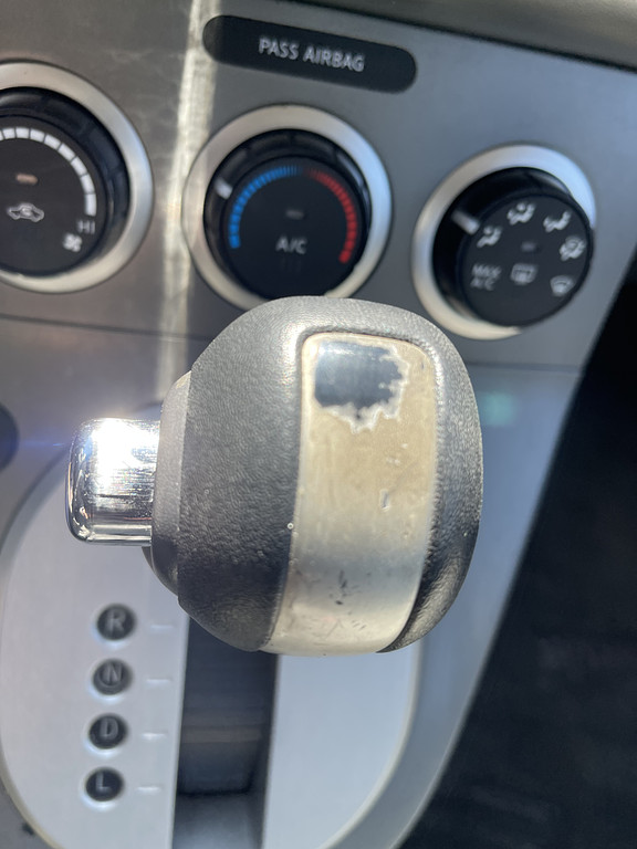 2009 Nissan SENTRA Located at Dave's GreenLight Auto Sales light-box-slides