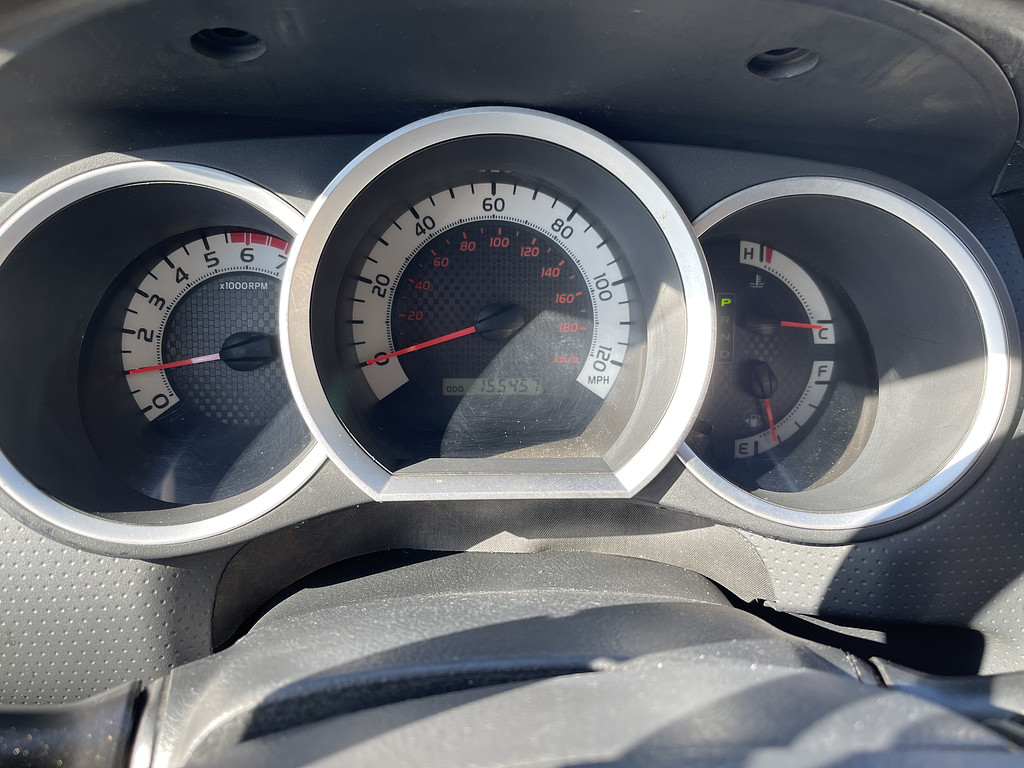 2015 Toyota Tacoma BASE Located at Dave's GreenLight Auto Sales slide-image