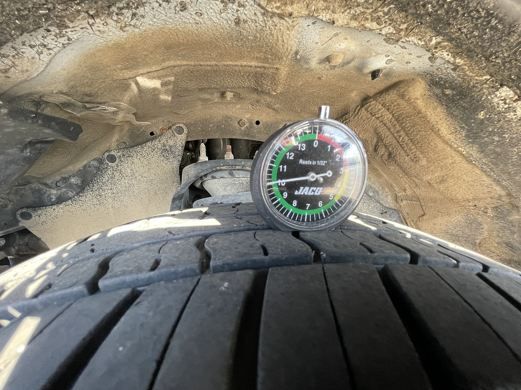 2015 Toyota Tacoma BASE Located at Dave's GreenLight Auto Sales slide-image