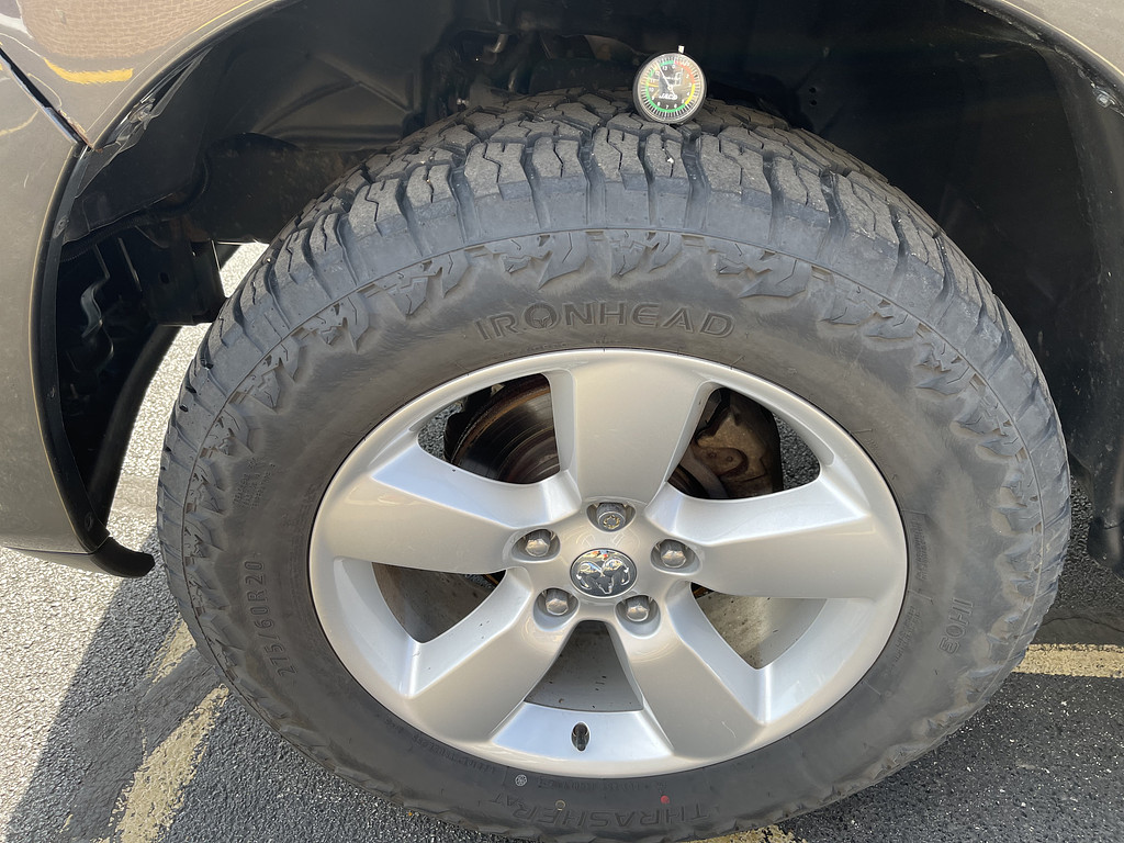 2014 RAM 1500 SPORT Located at Dave's GreenLight Auto Sales slide-image