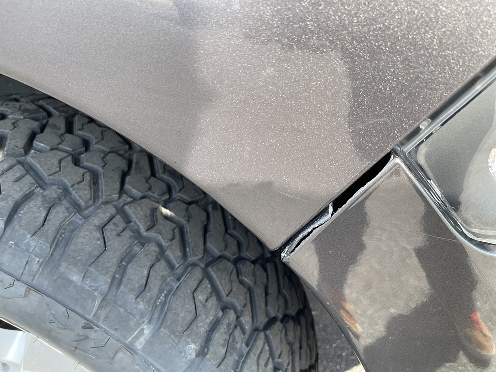 2014 RAM 1500 SPORT Located at Dave's GreenLight Auto Sales slide-image