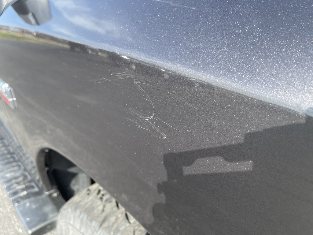 2014 RAM 1500 SPORT Located at Dave's GreenLight Auto Sales light-box-slides