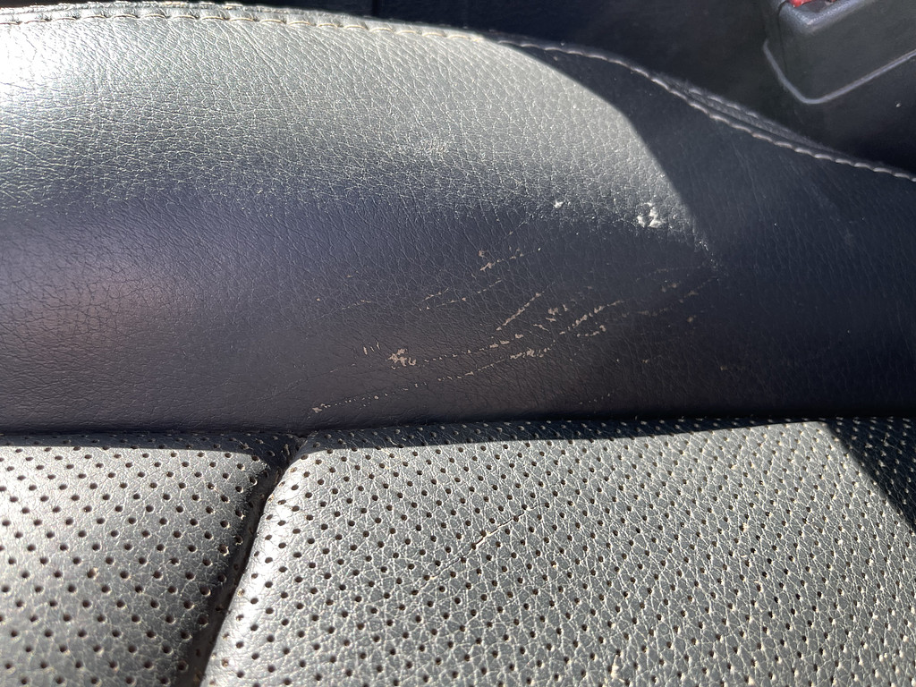 2014 RAM 1500 SPORT Located at Dave's GreenLight Auto Sales slide-image