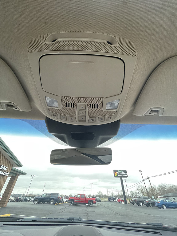 2019 Lincoln NAUTILUS RESERVE Located at Dave's GreenLight Auto Sales slide-image