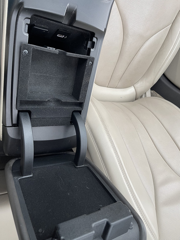 2019 Lincoln NAUTILUS RESERVE Located at Dave's GreenLight Auto Sales slide-image