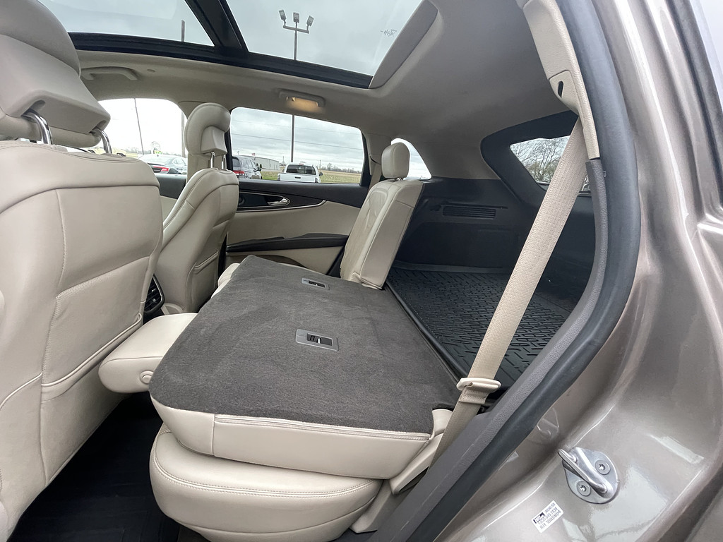 2019 Lincoln NAUTILUS RESERVE Located at Dave's GreenLight Auto Sales slide-image