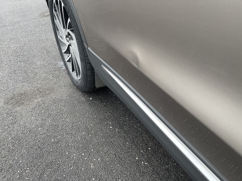 2019 Lincoln NAUTILUS RESERVE Located at Dave's GreenLight Auto Sales slide-image