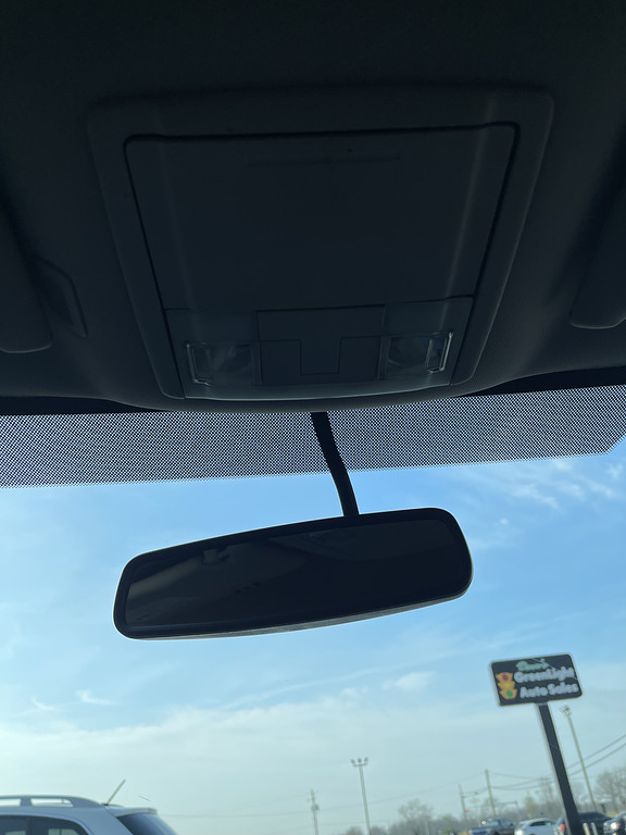 2011 Ford EDGE Located at Dave's GreenLight Auto Sales slide-image