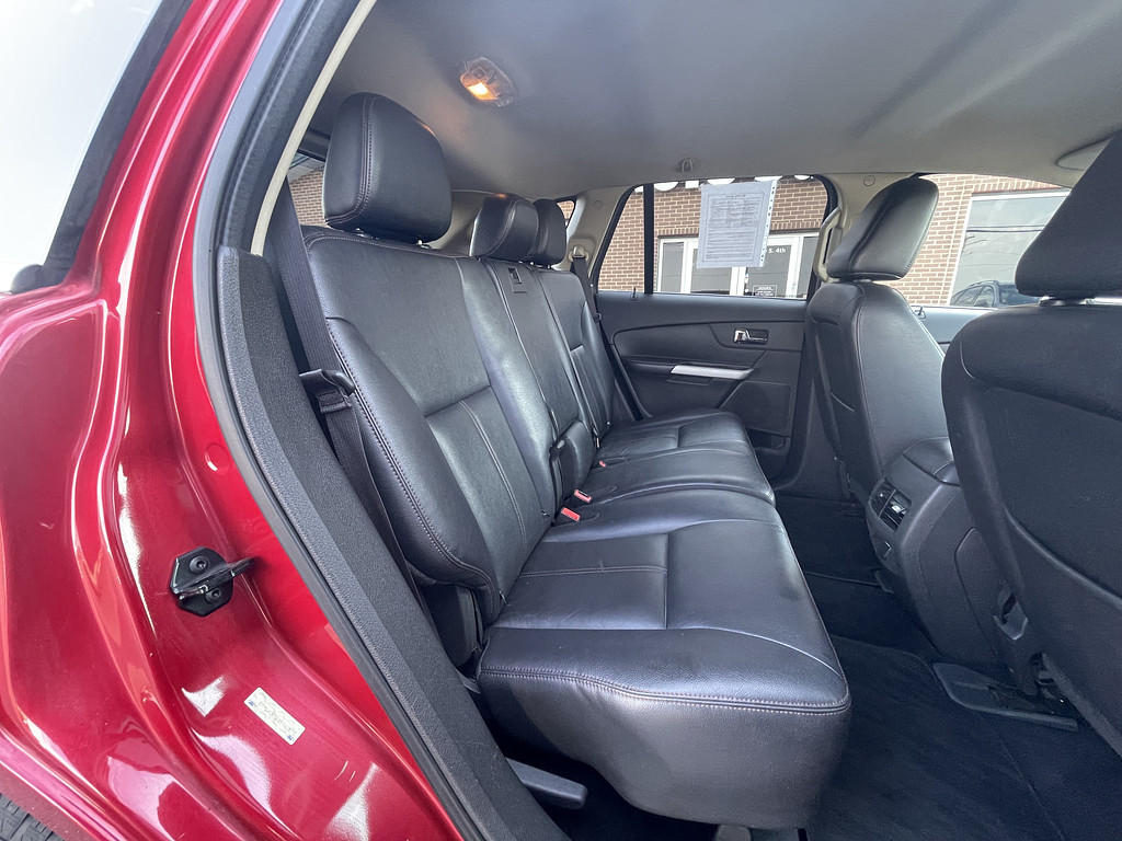 2011 Ford EDGE Located at Dave's GreenLight Auto Sales slide-image