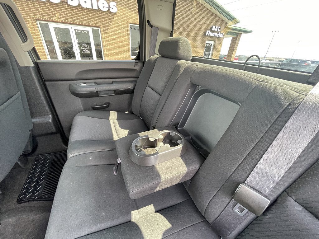 2012 Chevrolet Silverado LT Located at Dave's GreenLight Auto Sales light-box-slides