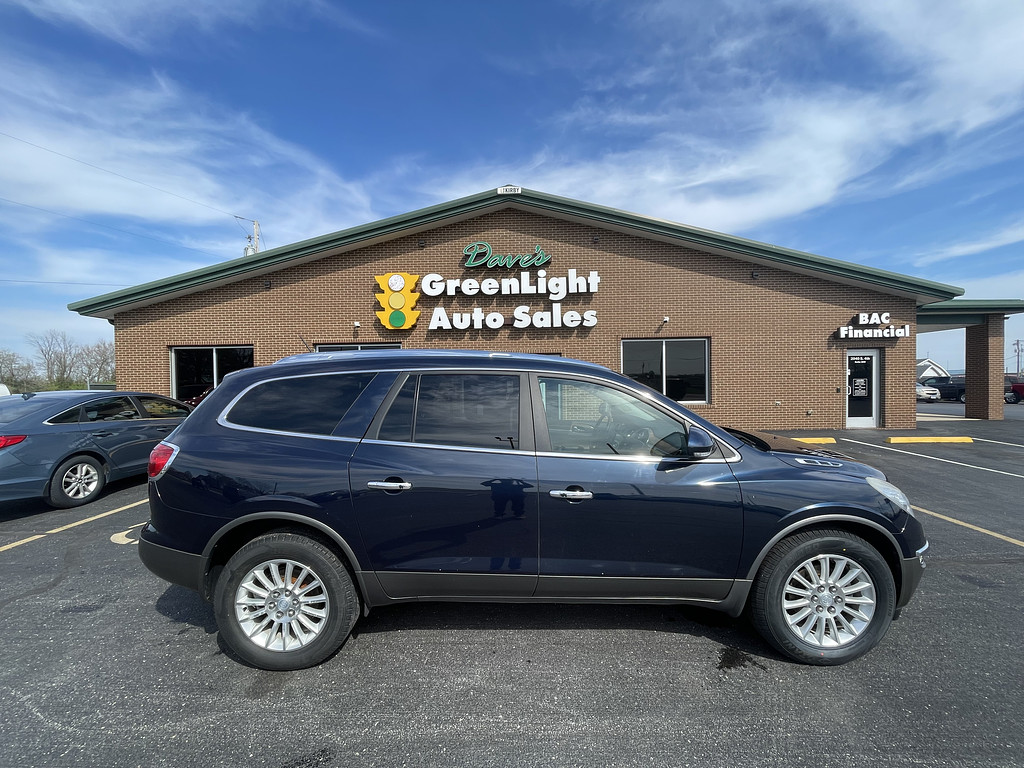 2012 Buick ENCLAVE LEATHER Located at Dave's GreenLight Auto Sales slide-image