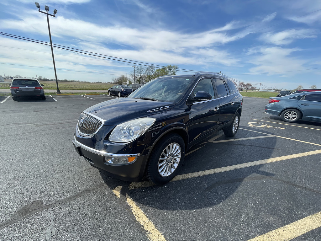 2012 Buick ENCLAVE LEATHER Located at Dave's GreenLight Auto Sales light-box-slides