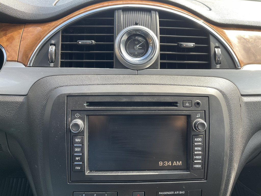 2012 Buick ENCLAVE LEATHER Located at Dave's GreenLight Auto Sales light-box-slides