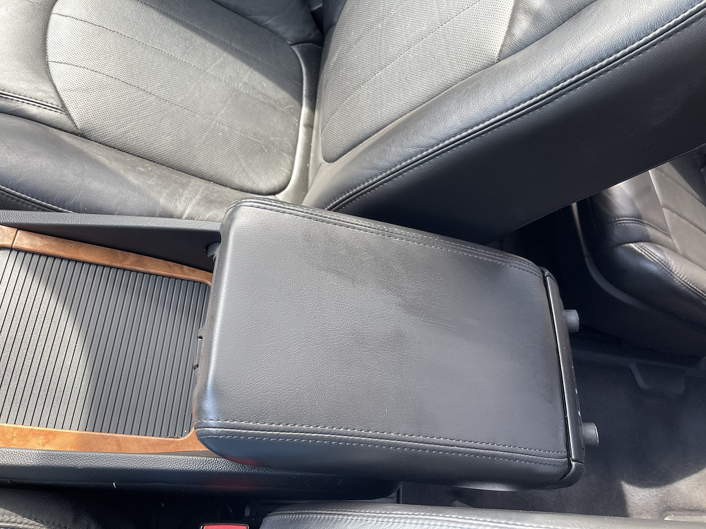 2012 Buick ENCLAVE LEATHER Located at Dave's GreenLight Auto Sales light-box-slides