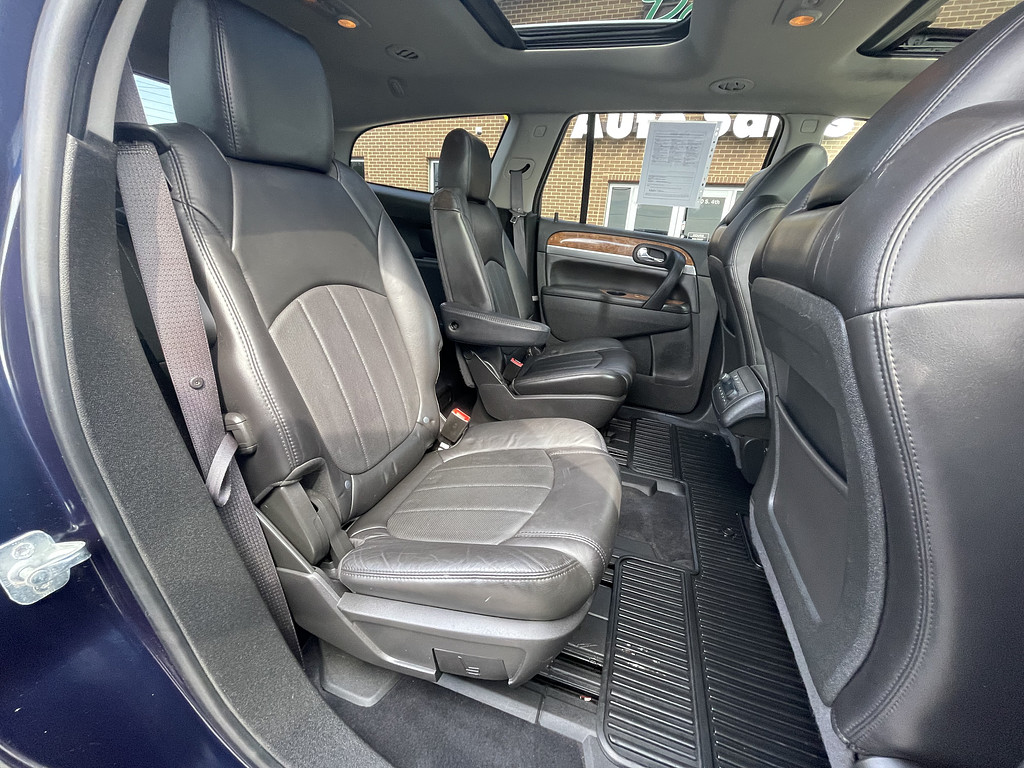 2012 Buick ENCLAVE LEATHER Located at Dave's GreenLight Auto Sales light-box-slides