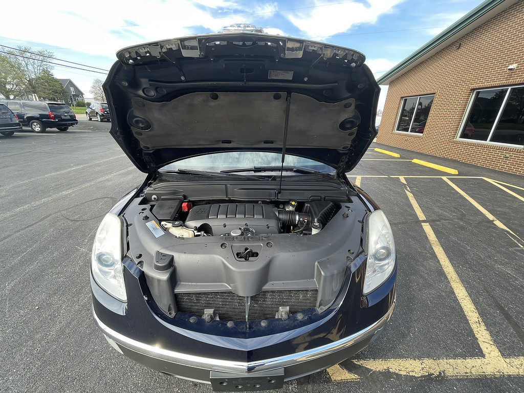 2012 Buick ENCLAVE LEATHER Located at Dave's GreenLight Auto Sales light-box-slides