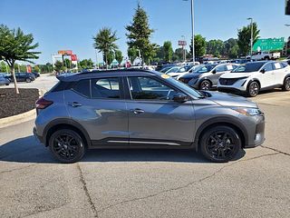 Thumbnail - 2024 Nissan Kicks
