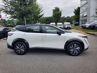 Thumbnail - 2023 Nissan Ariya
