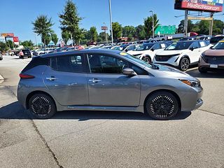 Thumbnail - 2024 Nissan Leaf