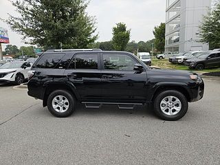 Thumbnail - 2024 Toyota 4Runner
