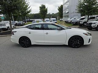 Thumbnail - 2023 Nissan Maxima