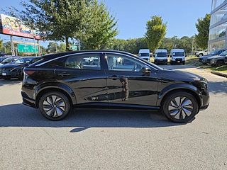 Thumbnail - 2023 Nissan Ariya