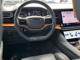 Thumbnail - 2022 Jeep Grand Wagoneer