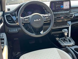 Thumbnail - 2023 Kia Seltos