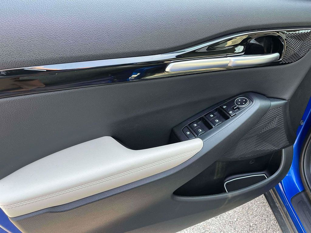 slide-image