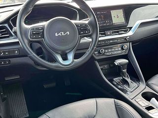 Thumbnail - 2022 Kia Niro plug-in hybrid