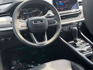 Thumbnail - 2024 Jeep Compass